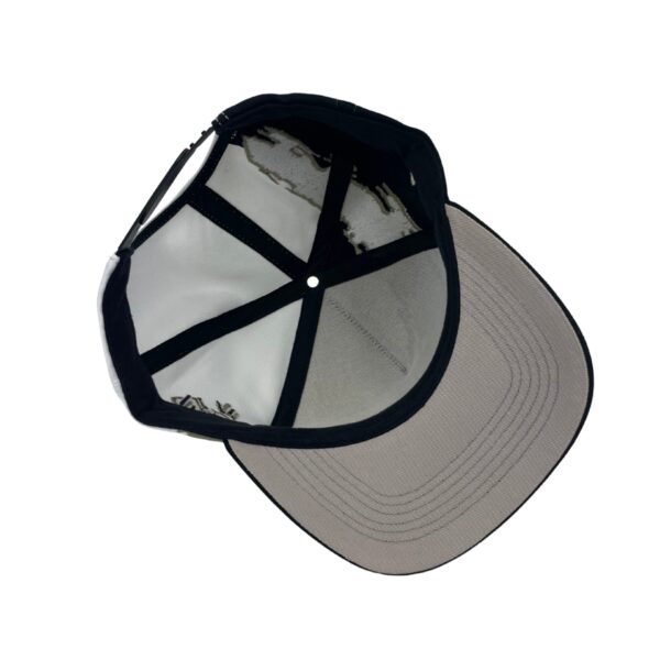 Three-tone Embroidered Cap - Image 5